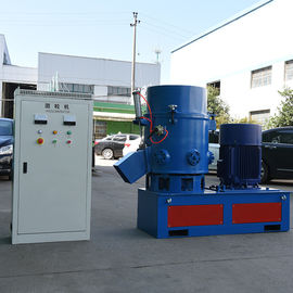 Soft Material Plastic Agglomerator Machine Motor 55-75 Kw Output 200kg / H